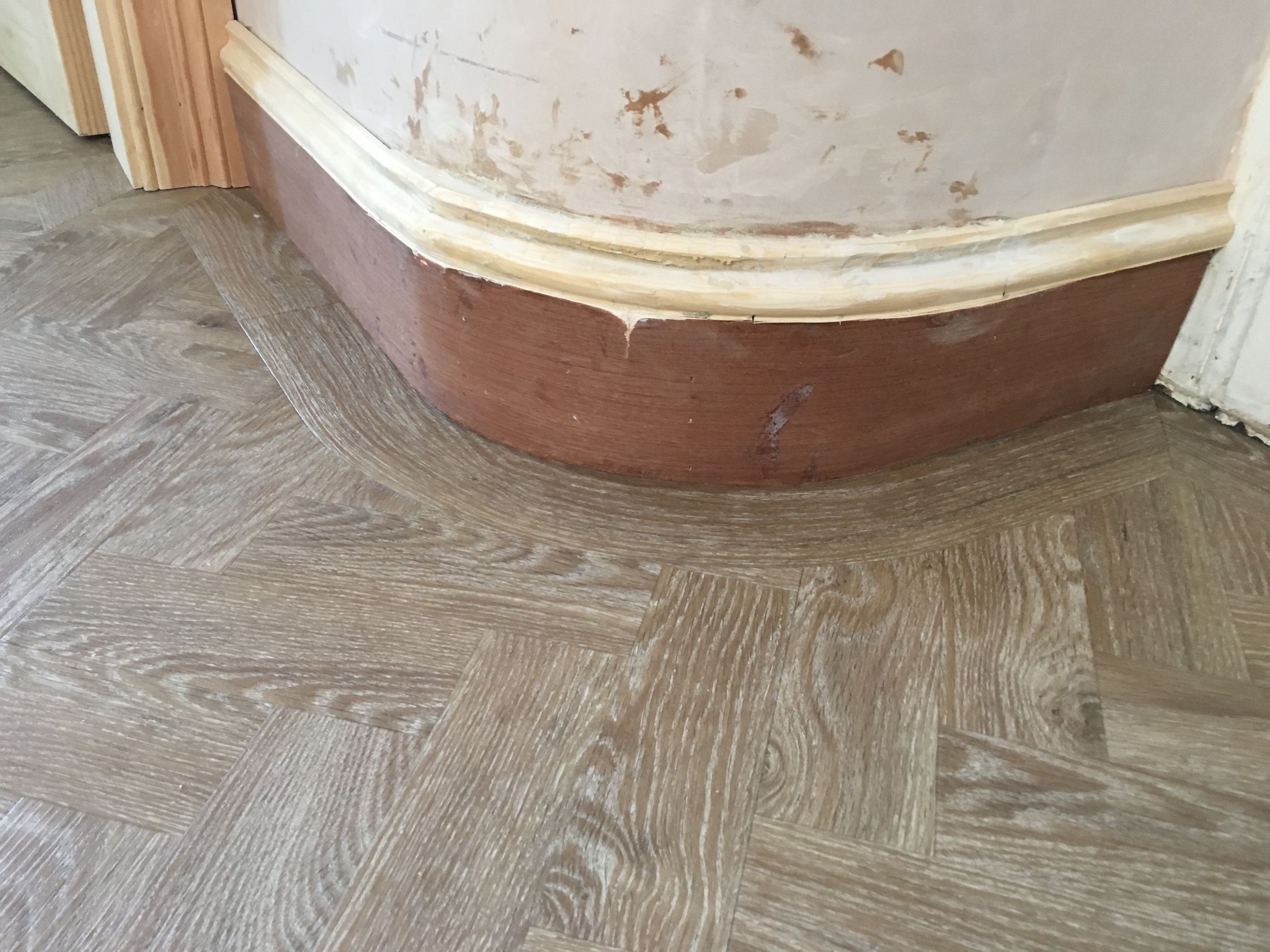 19819B30-F5BD-44FB-BDB6-880B7E6B3619